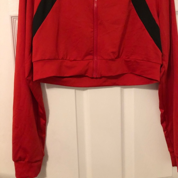 Cropped zip up (Urban planet) - Picture 2 of 2